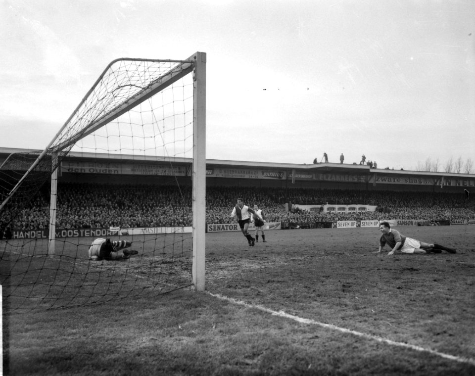 Sparta-Feyenoord 1-3, Bestanddeelnr 913-4230