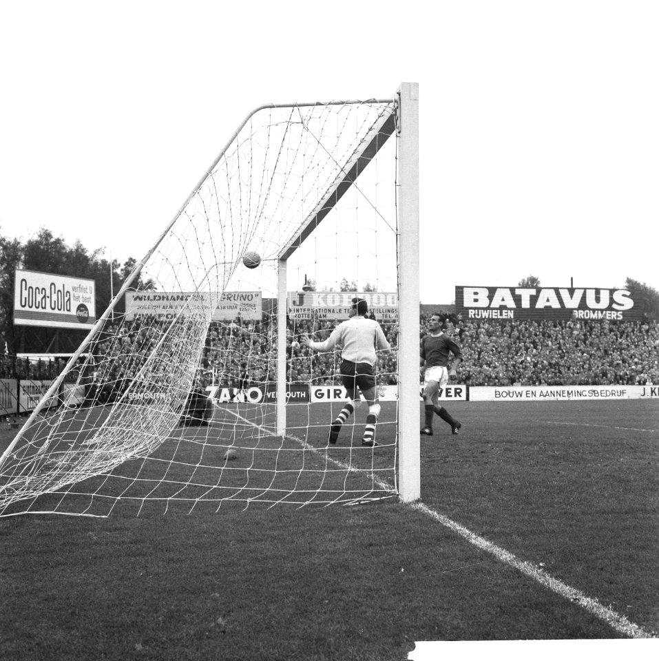 Sparta tegen PSV 0-0, speelmomenten, Bestanddeelnr 914-3329