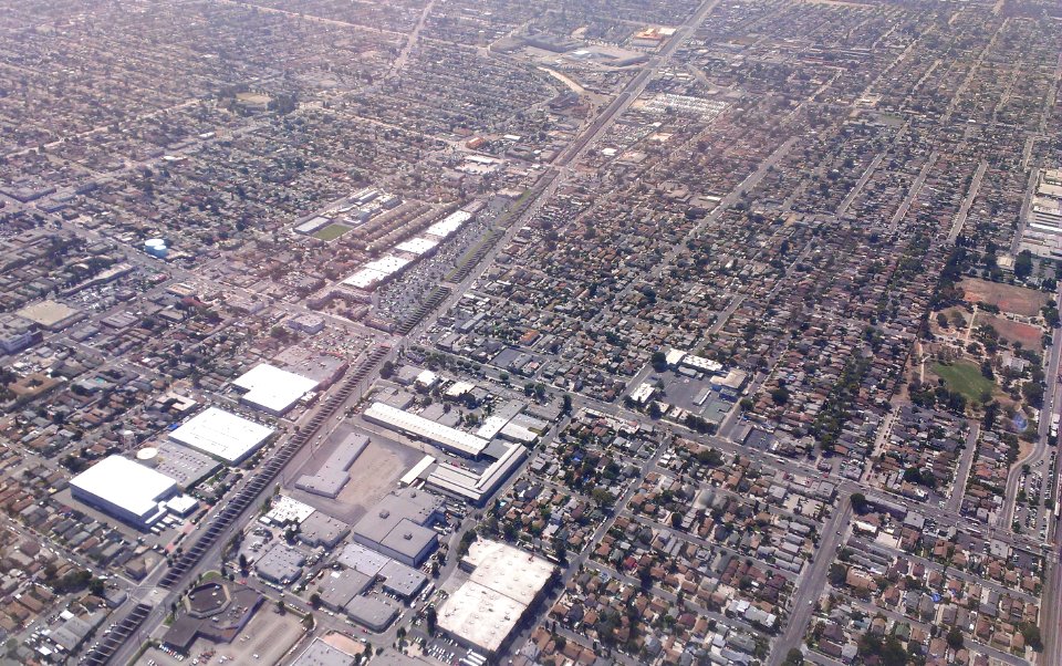 South-Los-Angeles-Alameda-Corridor-Aerial-view-from-north-August-2014