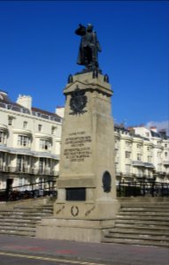 South African War Memorial, Regency Square, Brighton (NHLE Code 1380815) (September 2015) (1)