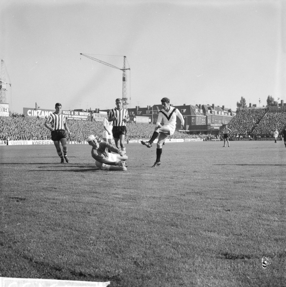 Sparta tegen Heracles 2-1, keeper Doesburg, vlnr Van Lee , Van Doesburg , Sc, Bestanddeelnr 914-3799