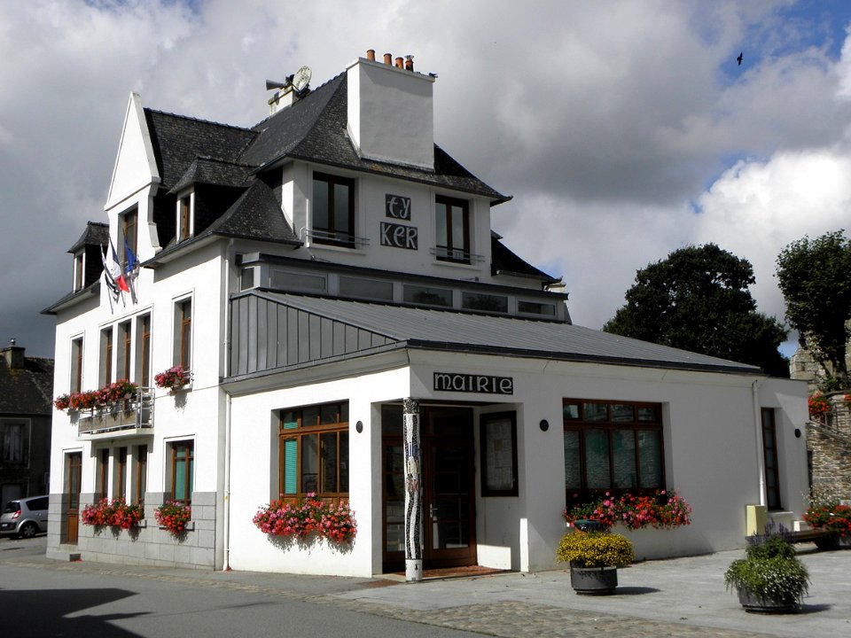 Spézet (29) Mairie