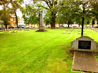 Sowjetischer ehrenfriedhof 3