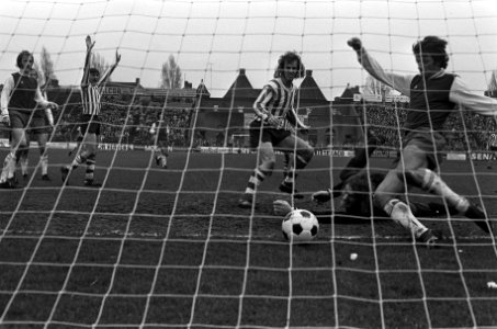 Sparta tegen Haarlem, doelpunt Van Staveren, Bestanddeelnr 926-2597