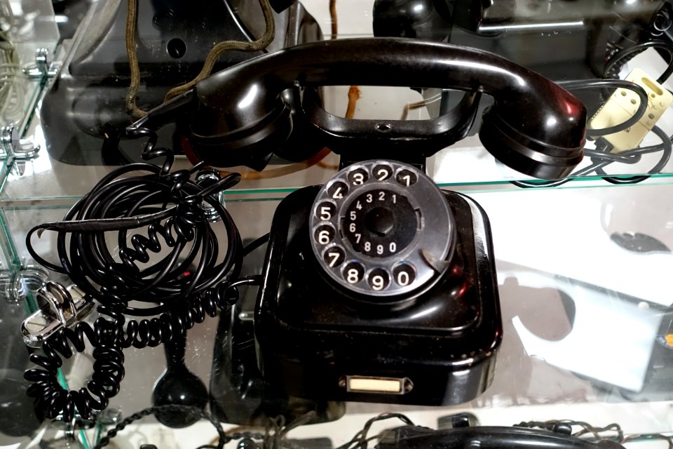 Soviet telephone - Telephone Museum - Waltham, Massachusetts -DSC08208