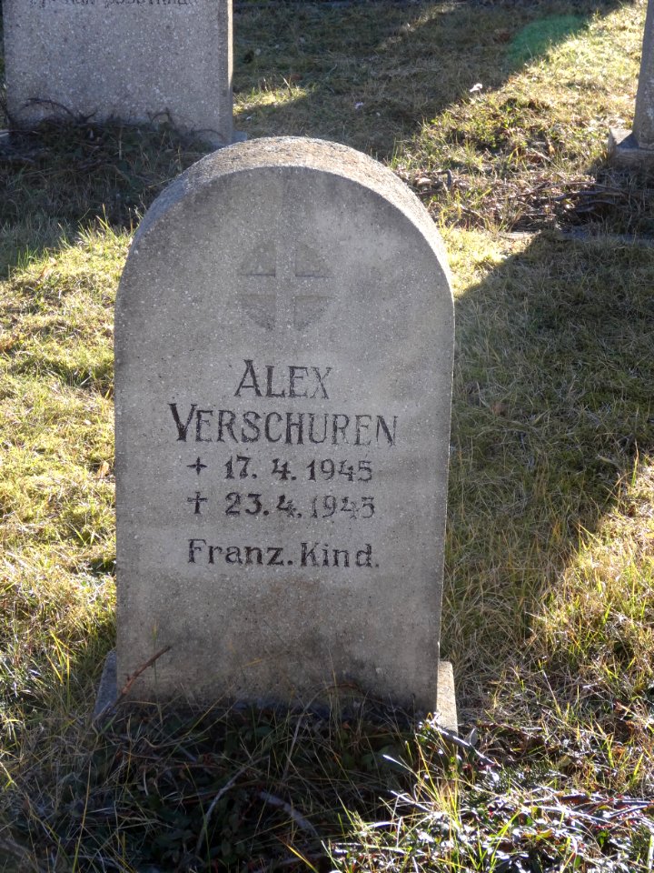 Sowjetische Kriegsgräberstätte in Arnstadt 12