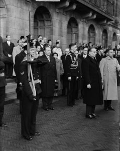 Souvereiniteitsoverdracht aan Indonesië in het Koninklijk Paleis op de Dam. Mini, Bestanddeelnr 903-7688