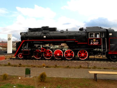 Soviet locomotive Л 3127 - 7