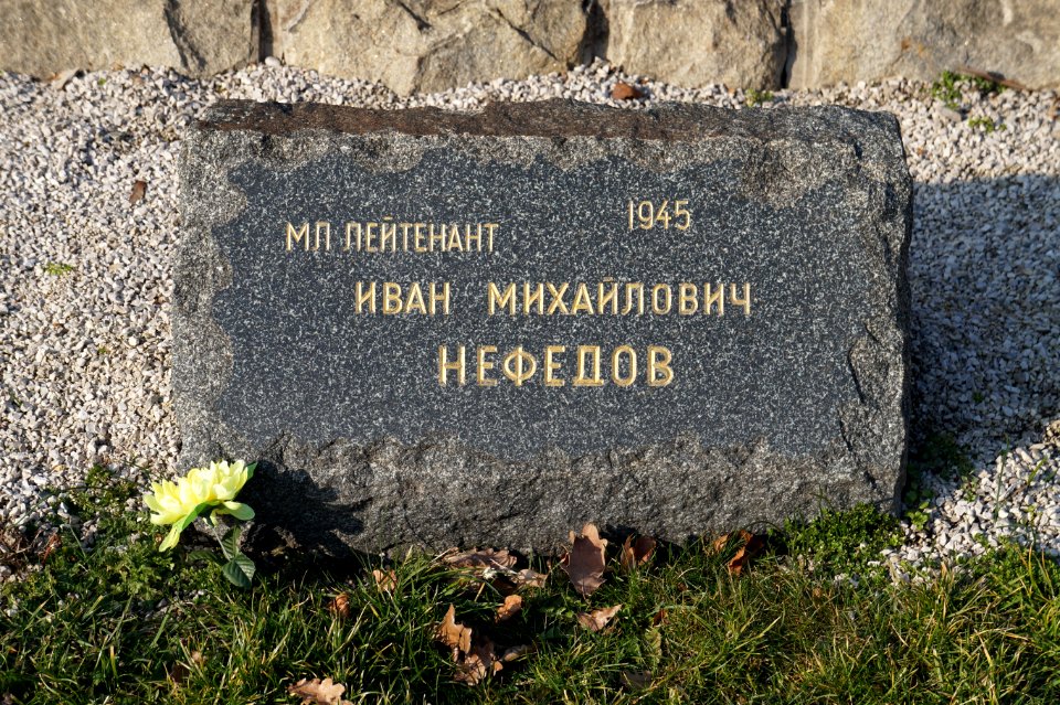 Soviet military grave, Bratislava