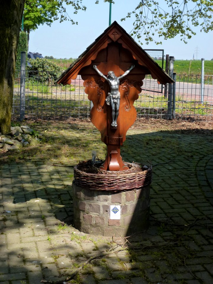 Spaanshuisken wegkruis