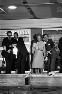Spaans Staatsbezoek bezoek waterloopkundig lab Delft, koningin Juliana en Konin, Bestanddeelnr 930-7323