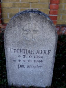Sowjetische Kriegsgräberstätte in Arnstadt 87