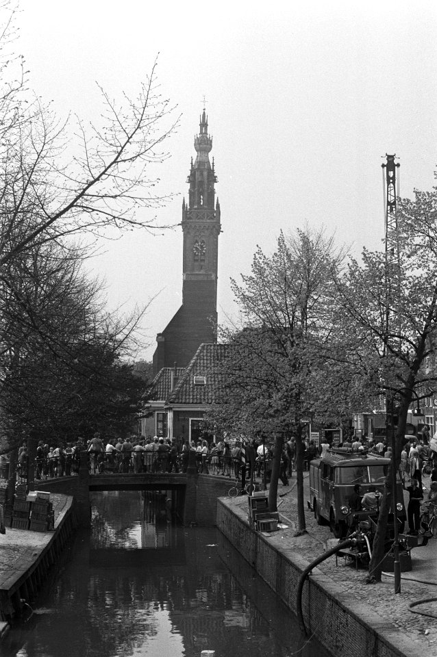 Speeltoren en belangstellenden, Bestanddeelnr 925-5782