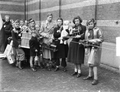 Speelgoedaktie Haagse jeugd, Bestanddeelnr 904-2984