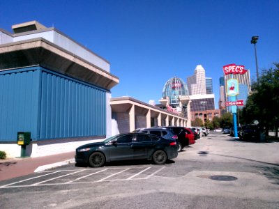SpecsMidtown001