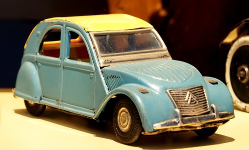 Speelgoedmuseum Deventer, tin toy car, pic1