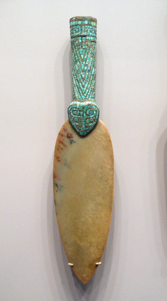 Spearhead, China, Shang dynasty, 12th-11th century BC, nephrite blade, bronze socket inlaid with turquoise - Arthur M. Sackler Museum, Harvard University - DSC00814