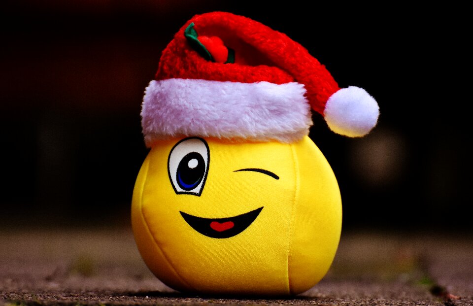 Laugh wink santa hat