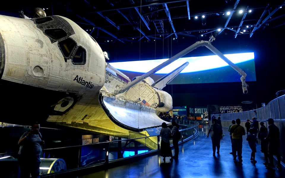 Space Shuttle Atlantis - Kennedy Space Center - Cape Canaveral, Florida - DSC02375