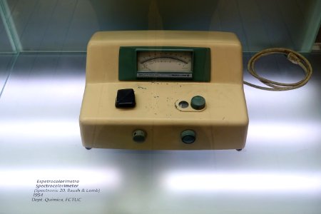Spectronic 20 spectrocolorimeter, Bausch & Lomb, 1954 - Museu da Ciência da Universidade de Coimbra - University of Coimbra - Coimbra, Portugal - DSC09101