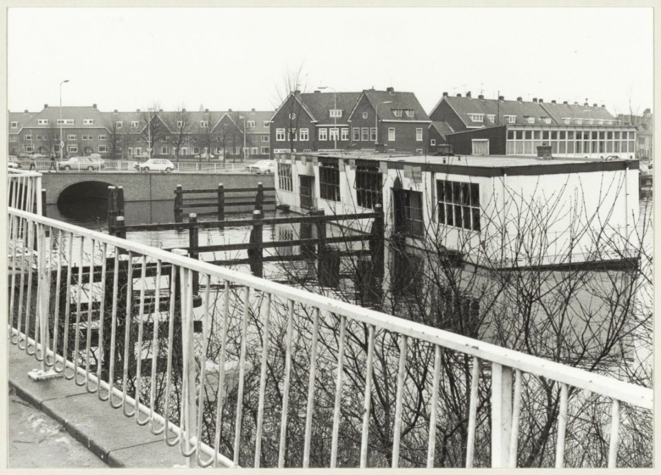 Spaarne bij de Prinsenbrug. NL-HlmNHA 54011460
