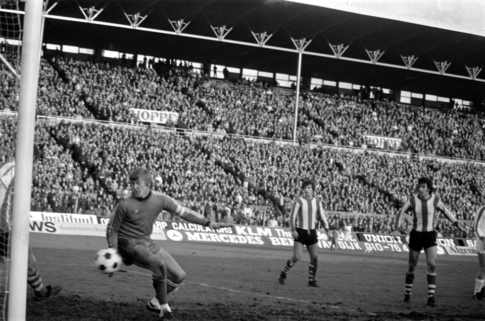 Sparta tegen Ajax 1-1, keeper Doesburg schiet in eigen doel, Bestanddeelnr 929-4581
