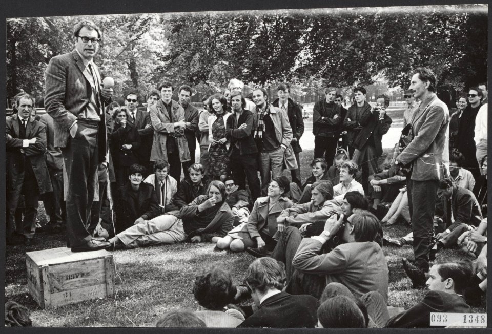 Speakerscorner, Bestanddeelnr 093-1348