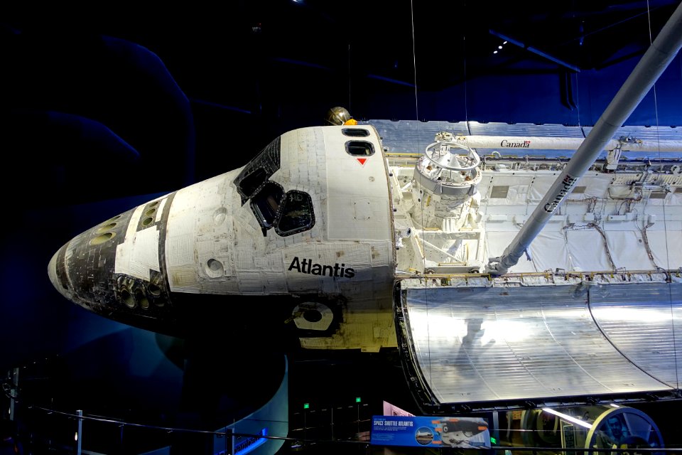 Space Shuttle Atlantis - Kennedy Space Center - Cape Canaveral, Florida - DSC02429