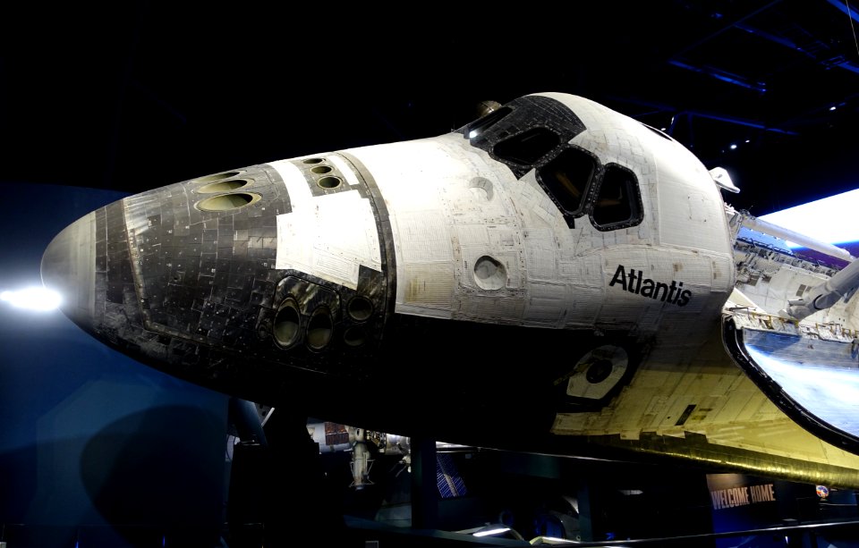 Space Shuttle Atlantis - Kennedy Space Center - Cape Canaveral, Florida - DSC02378