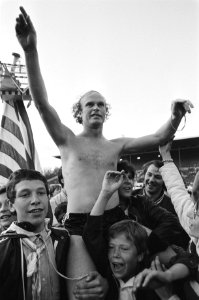 Sparta tegen Excelsior 5-2 Ruud Geels werd in deze wedstrijd topscorer van de e, Bestanddeelnr 931-5289