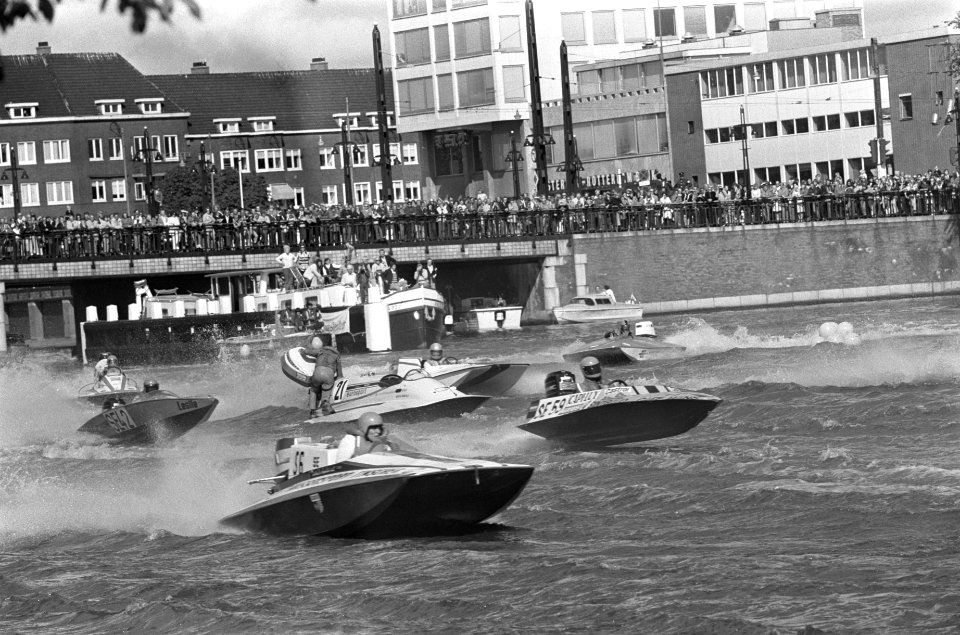Speedbootrace Drie uren van Amsterdam op de Amstel, overzicht, Bestanddeelnr 925-9044