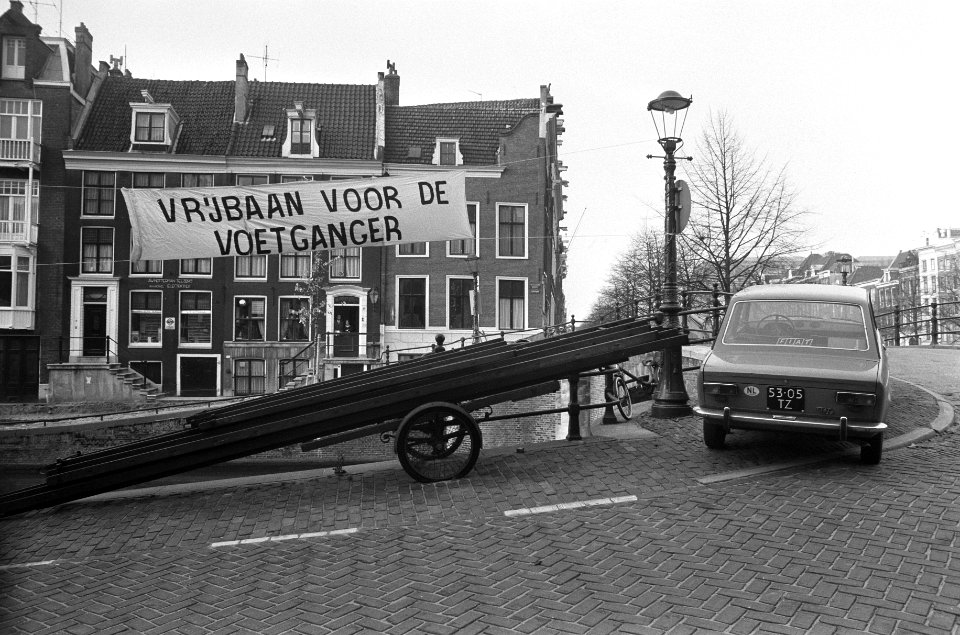 Spandoeken op de gracht, Bestanddeelnr 926-8338