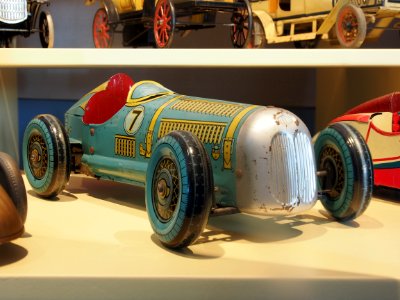 Speelgoedmuseum Deventer, clockwork wind-up tin toy, Racecar no 7