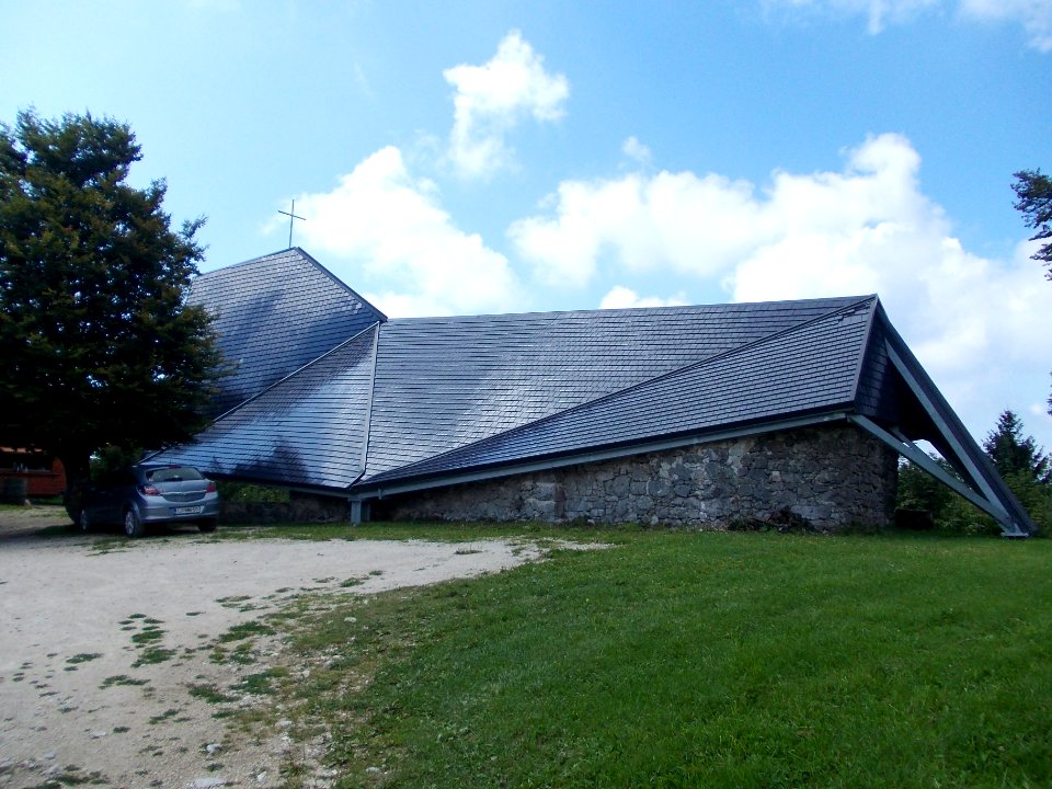 St. Gertrude's Church (Gabrje) 03