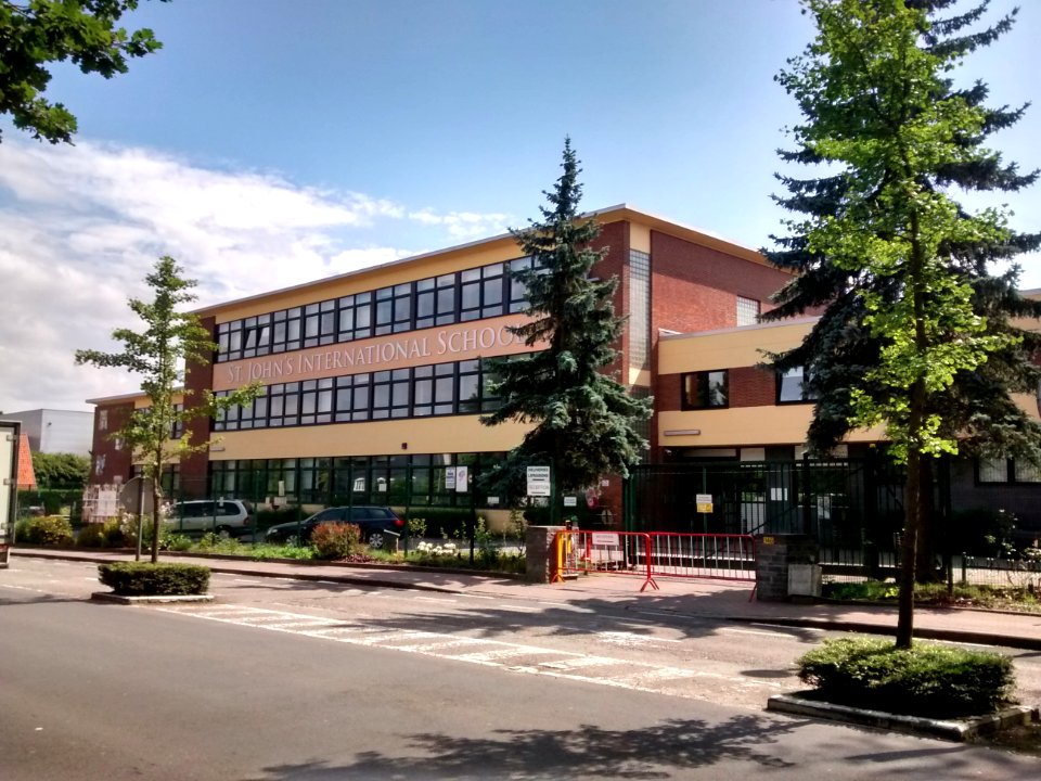 St. John's International School, Belgium