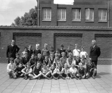 St. Franciscusschool IJmuiden Oost onderwijzen, Bestanddeelnr 903-4401