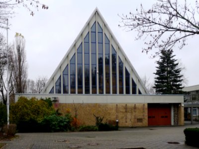 St. Joseph (Berlin-Rudow) Fassade