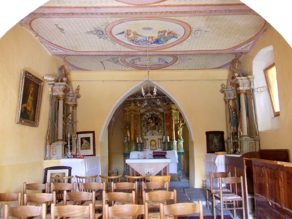 St. John of Nepomuk Church (Sromlje) 07