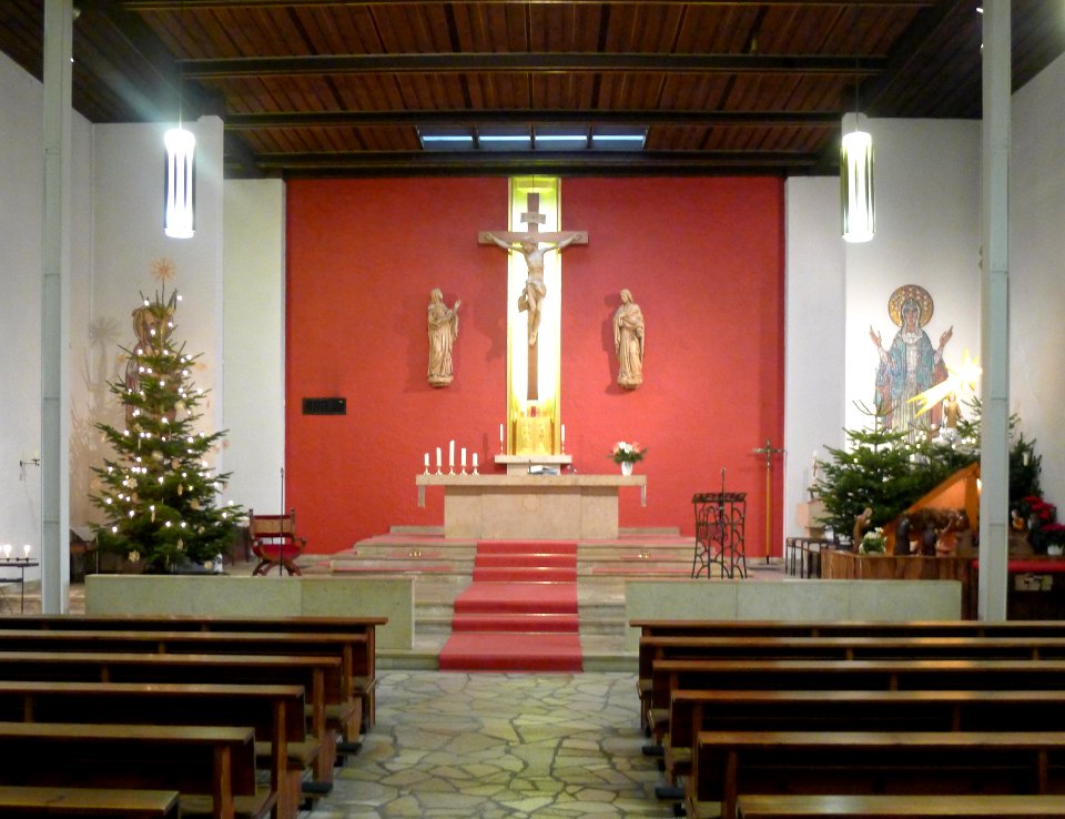 St. Johannes-Evangelist-Kirche (Berlin-Steglitz) Altarraum