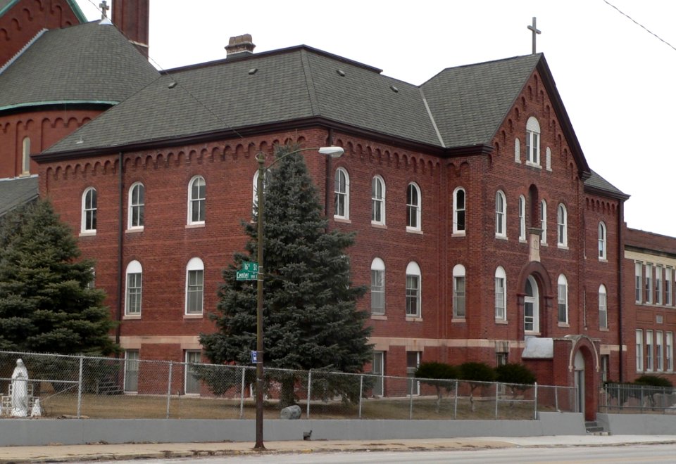 St. Joseph's rectory (Omaha, 1896) from SE 2