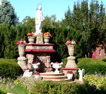 St. Mary Assumption (Dwight, Nebraska) Mother of Grace shrine 2