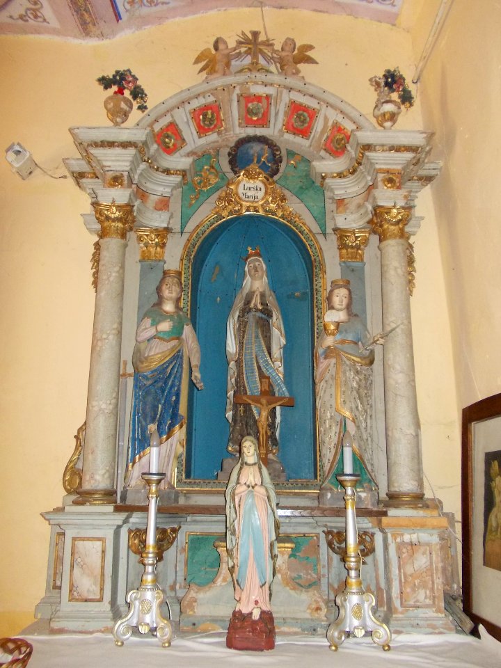 St. John of Nepomuk Church (Sromlje) 18