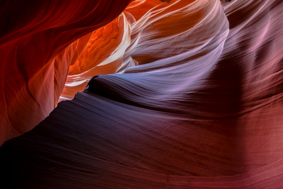 Canyon light pattern