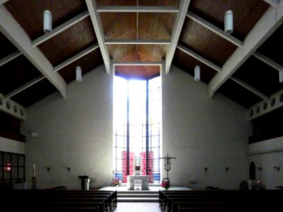 St. Karl Borromäus (Berlin-Grunewald) Altarraum