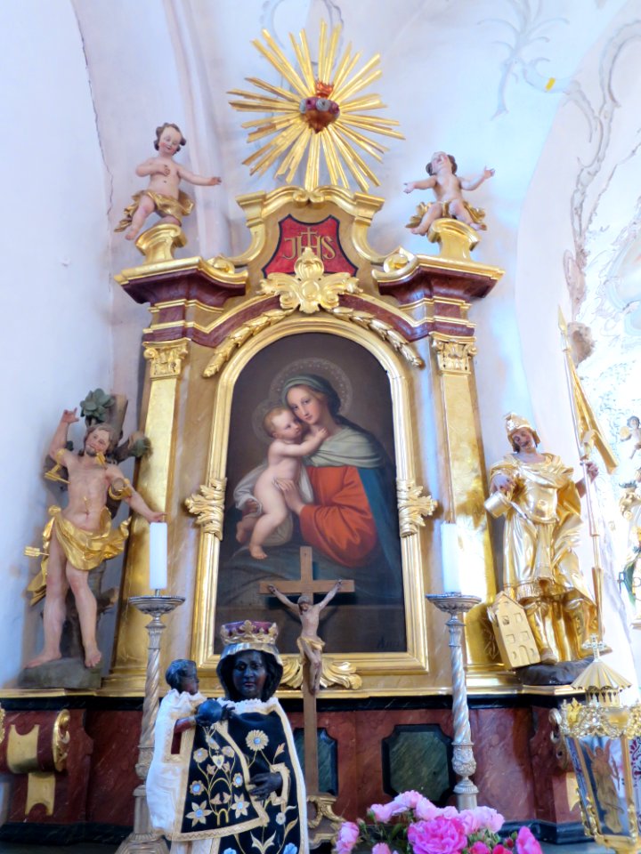 St. Martin Fraham 8