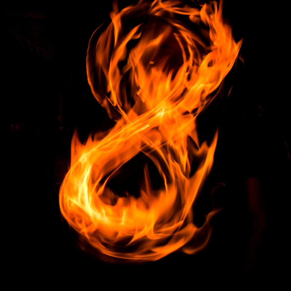 Hot combustion candela