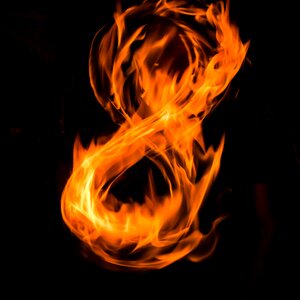 Hot combustion candela