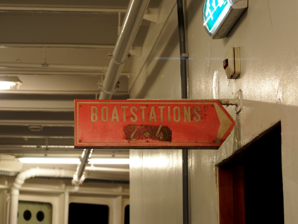 SS Rotterdam, Boat stations sign
