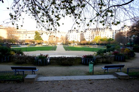 Square Saint-Lambert02