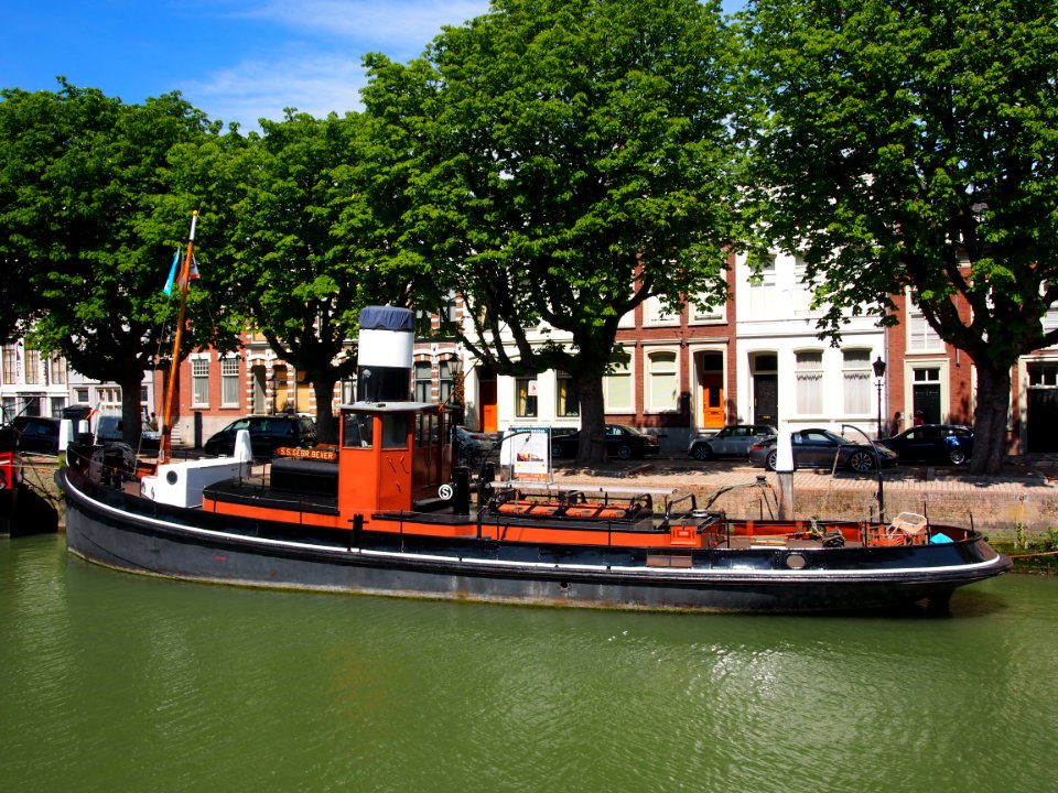 SS Gebroeders Bever - ENI 02309761, stoomsleepboot in de binnenhaven van Dordrecht, pic2